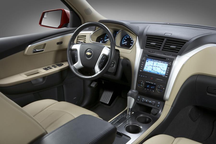  Chevrolet Traverse 2009 года  (фото 11 из 88)